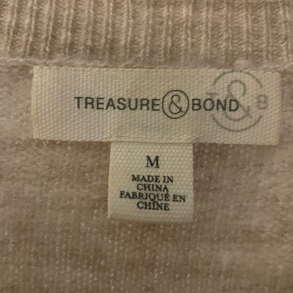 Treasure & Bond Distressed Sweater-like new - Picture 2 of 5